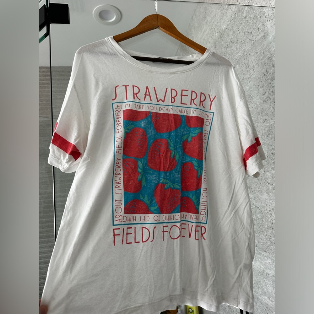 Let Luv tee. Adorable and soft.  L. Like new